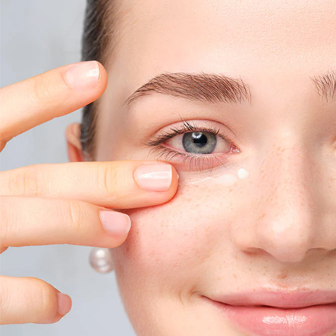 Eye Care available in online  pharmacy qatar, doha 